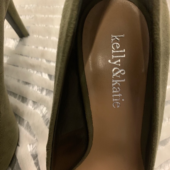 Kelly & Katie shoes - Picture 2 of 6